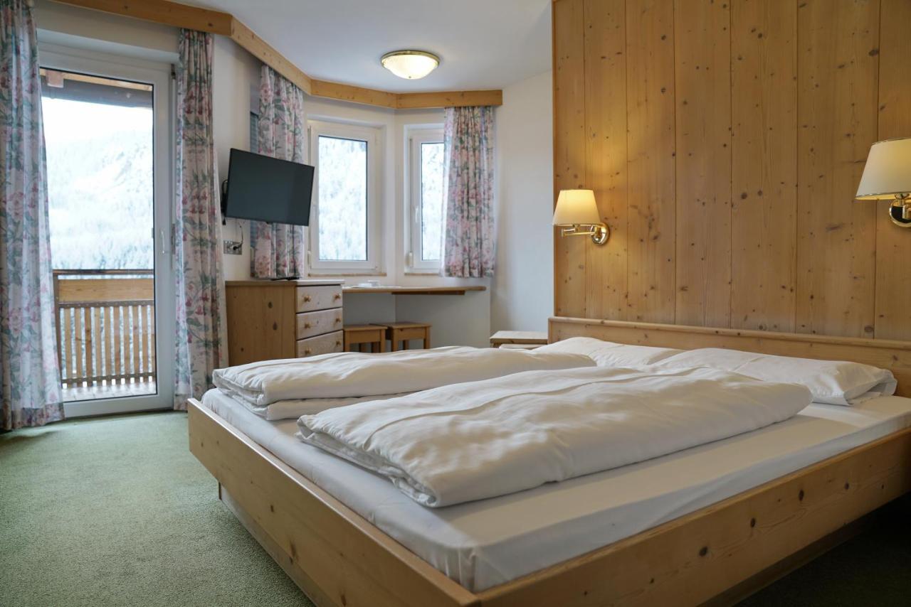 Double Room,1328298194:JPEG